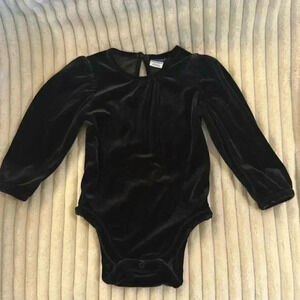 Old Navy - LIKE NEW - long sleeve velour dress up onesie top/shirt. Size 6-12 mo